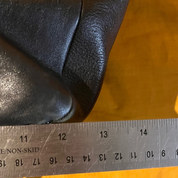 Fossil black leather zipper tote - Picture 4 of 11